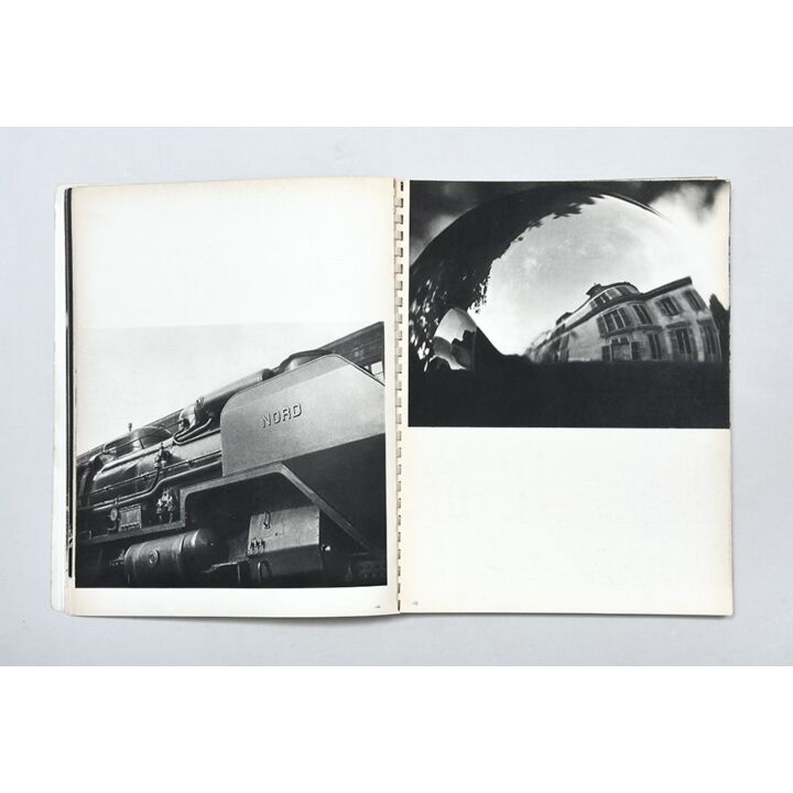 アート・デザイン・音楽 MAN RAY PHOTOGRAPHIEN PARIS 1920-1934 Man Ray Vintage Photographs Signed Available For Immediate Sale At